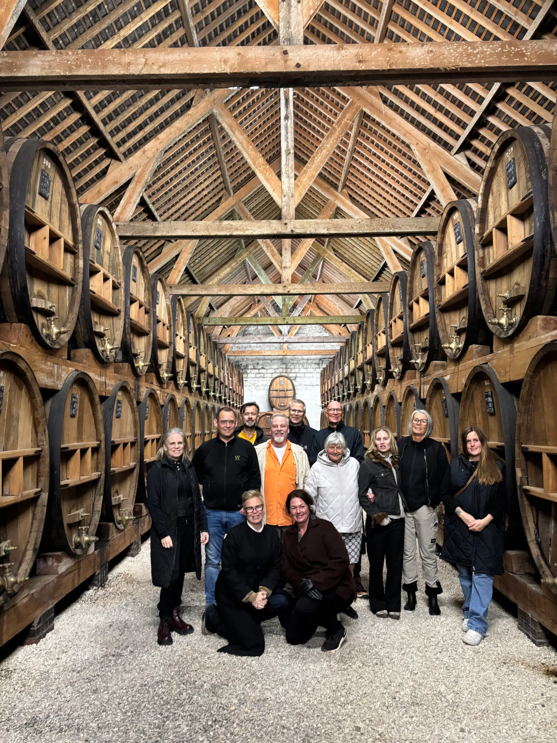 Wiredaholm på sin årliga resa till Normandie, för att testa sin berömda Calvados