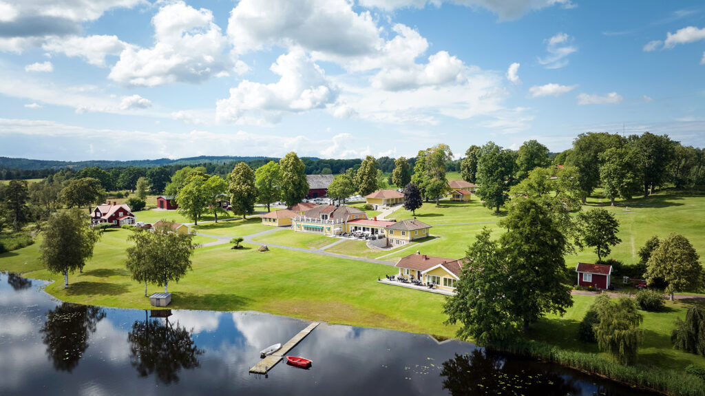 Golf & Konferensanläggning i småland - Wiredaholm- Vacker natur och omgivning, perfekt för konferenser och golf! 4,6 i kundrecentioner