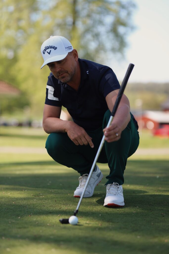 Golf med med Thomas Perssoon - i kombination med konferens kan du boka golfpaket södra sverige. välkommen till Wiredaholm